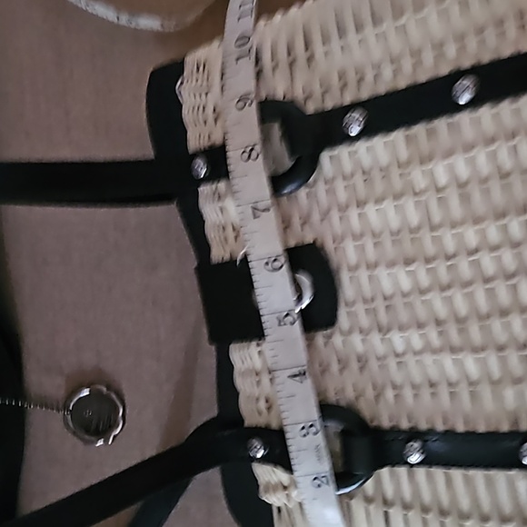 Patricia Nash Rattan/woven Purse - Picture 9 of 12